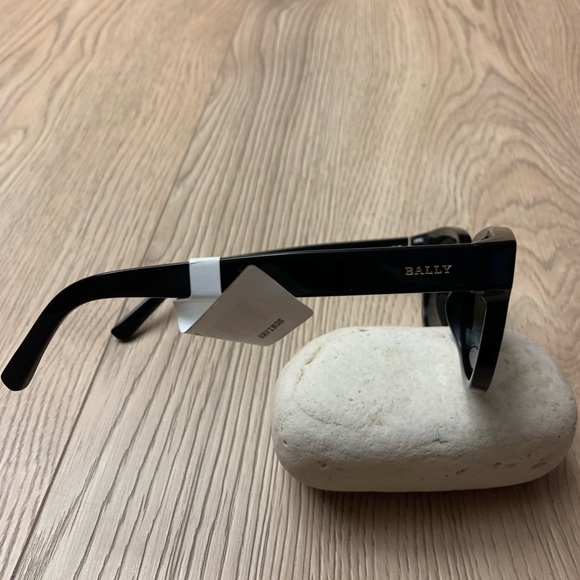 Bally Sunglasses “New” - Picture 3 of 4